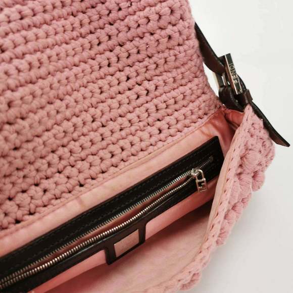 Fendi Mamma Baguette Bag Pink Crochet Shoulder Bag - Picture 9 of 11